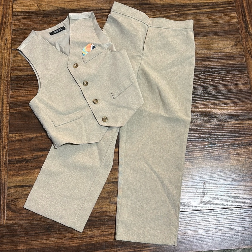 Trouser and vest set